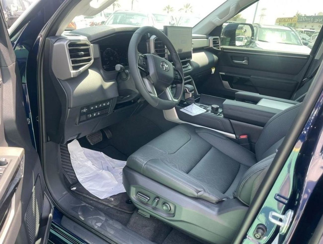 تويوتا سيكويا limited  full option Hybrid