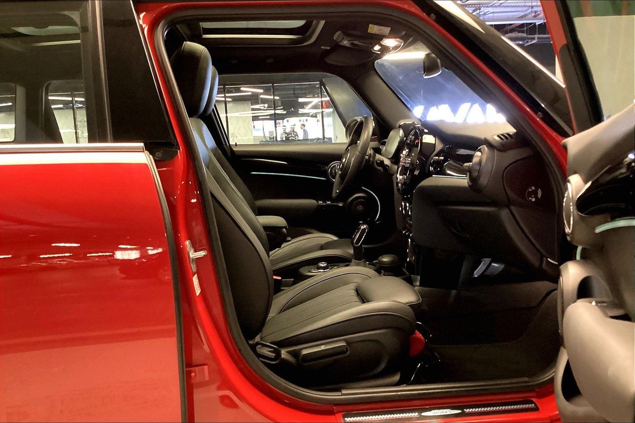 Mini Cooper S JCW Package | Carnival Sale • UP TO AED 20,000 OFF | Guaranteed Warranty | 0 Down Payment