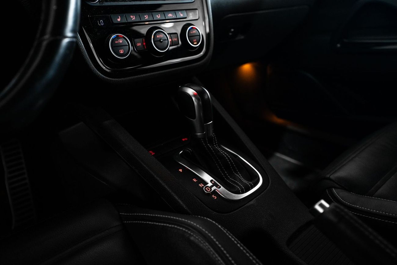 Volkswagen Scirocco r
