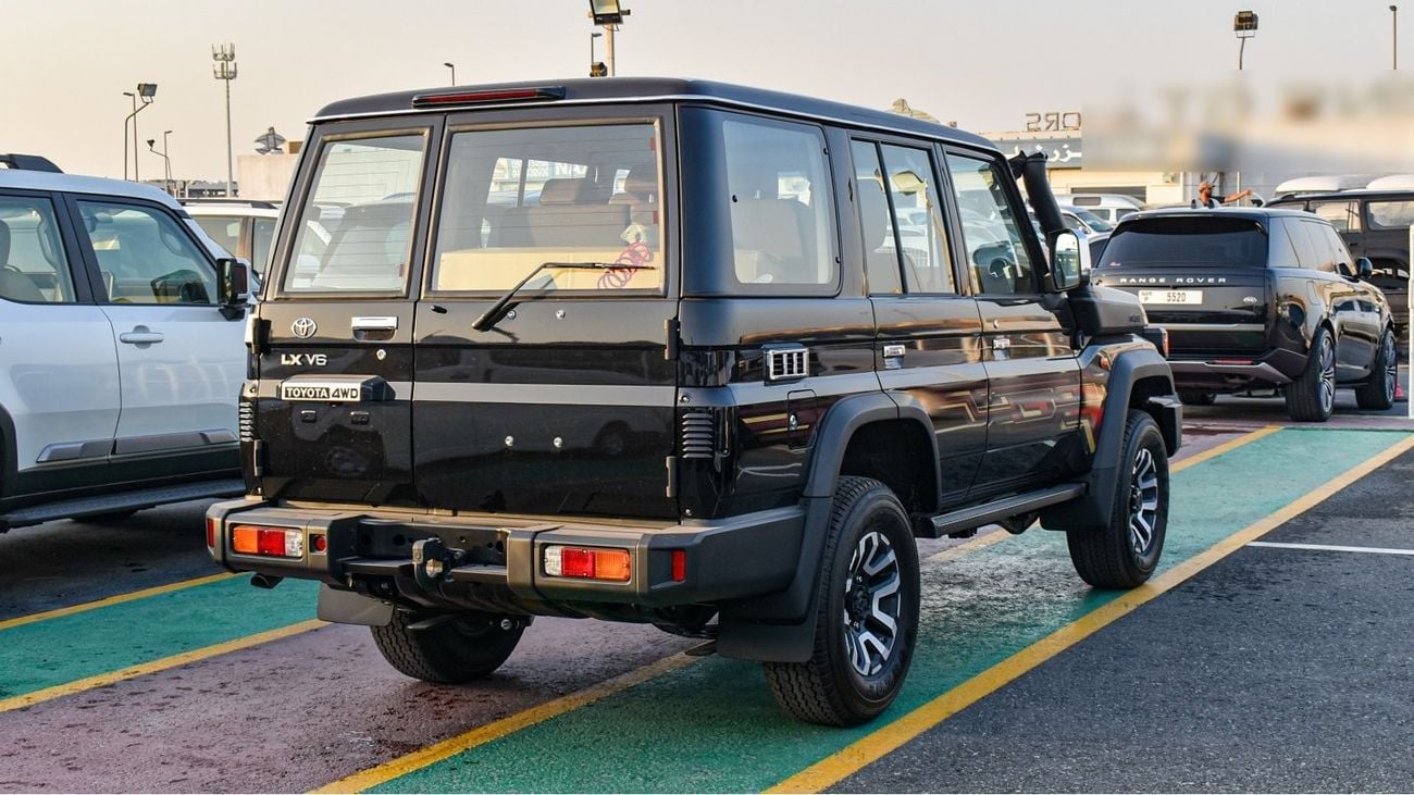 Toyota Land Cruiser 70 4.0L V6 A/T