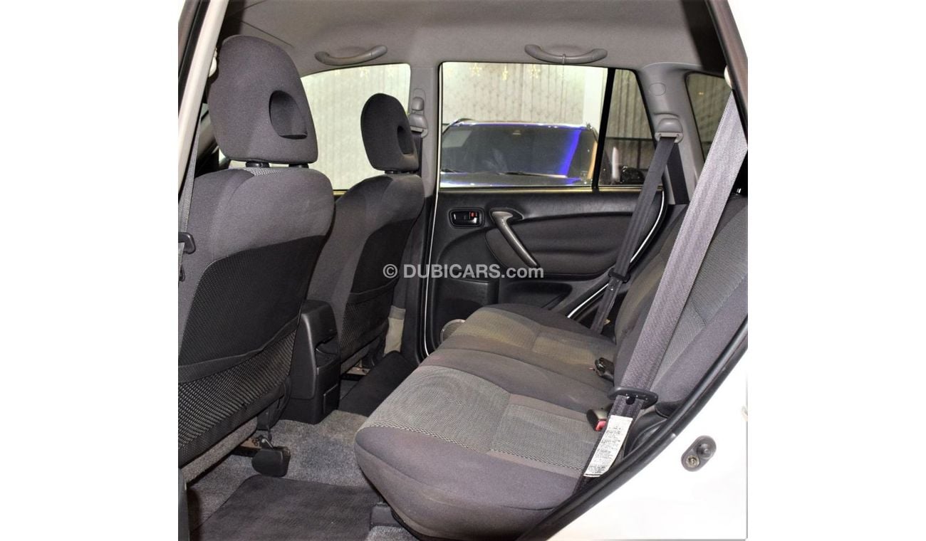 Toyota RAV4 2005 Model!! in White Color! GCC Specs