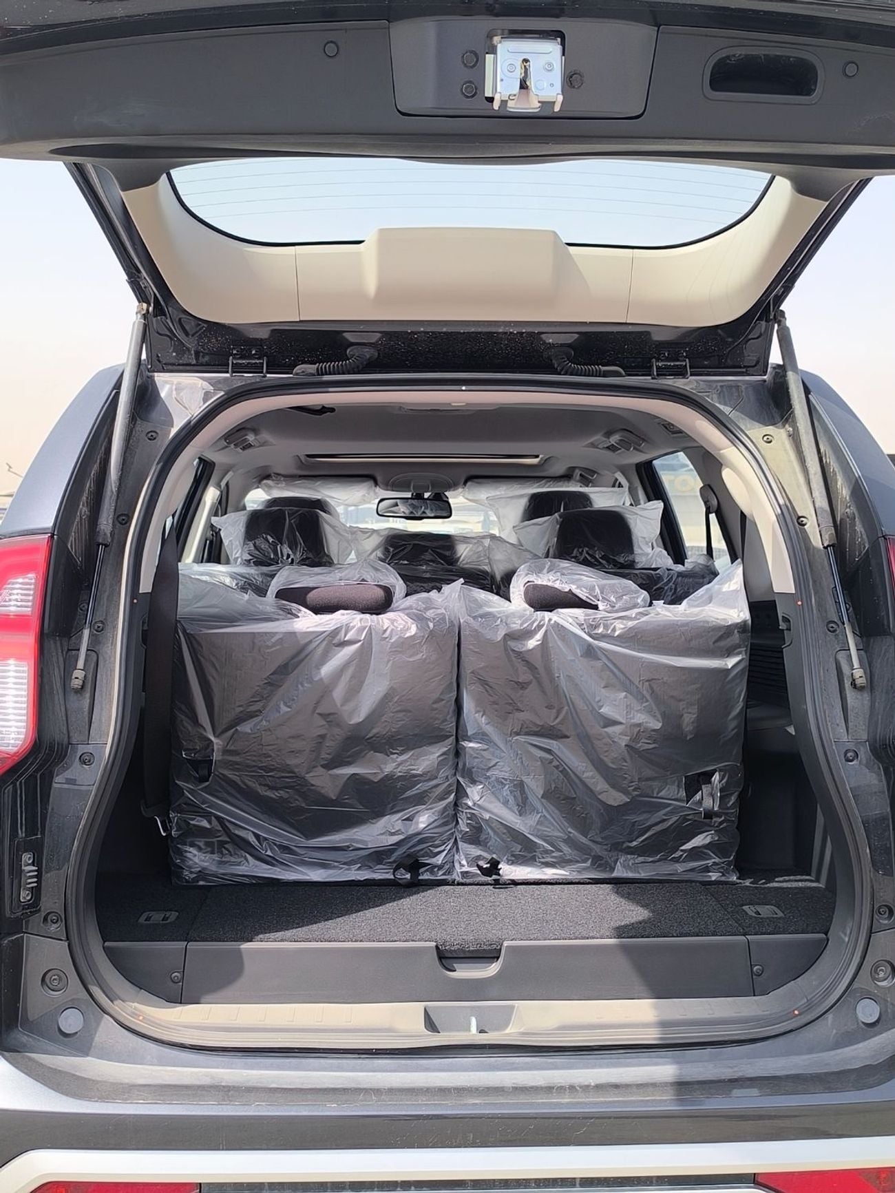 Mitsubishi Montero Sport GLS HIGHLINE MONTERO SPORT 2.5L 4WD DIESEL