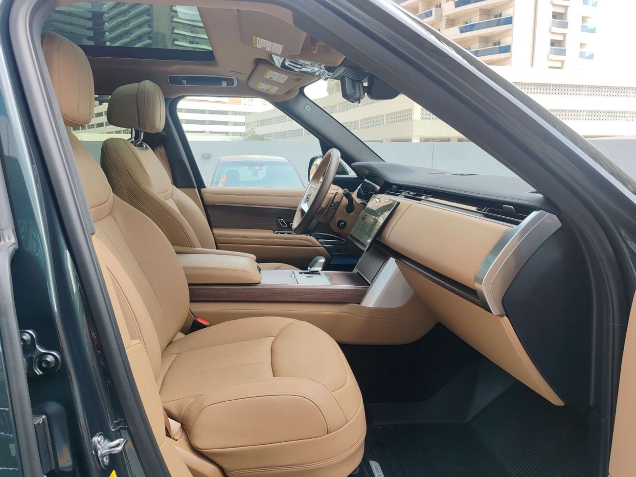 Land Rover Range Rover LWB HSE P530 4.4L