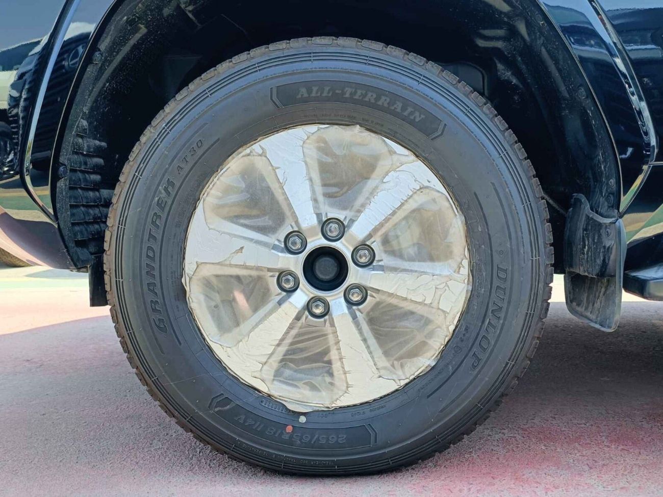 Toyota Land Cruiser LC300 / GXR 3.5 TWIN TURBO WITH SUNROOF (CODE # LC35GXRM)