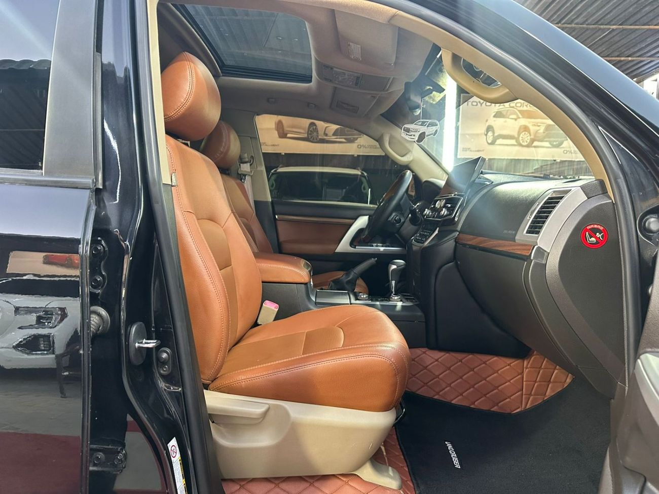 تويوتا لاند كروزر 