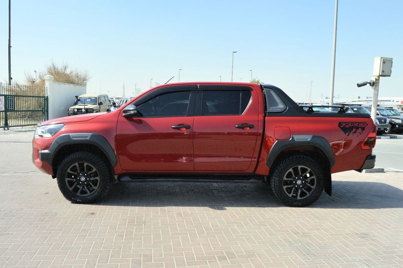 Toyota Hilux ADVENTURE Double Cabin Right Hand Drive Year: *2020* Engine: 2.8 L /V4