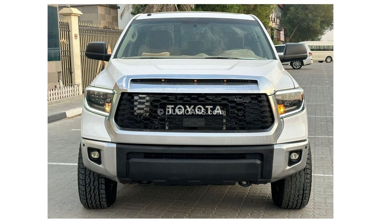 تويوتا تاندرا Std Toyota Tundra 2016 Price 95.000 dirhams Mileage 164.000 km Full Option No. 1,sunroof , leather,