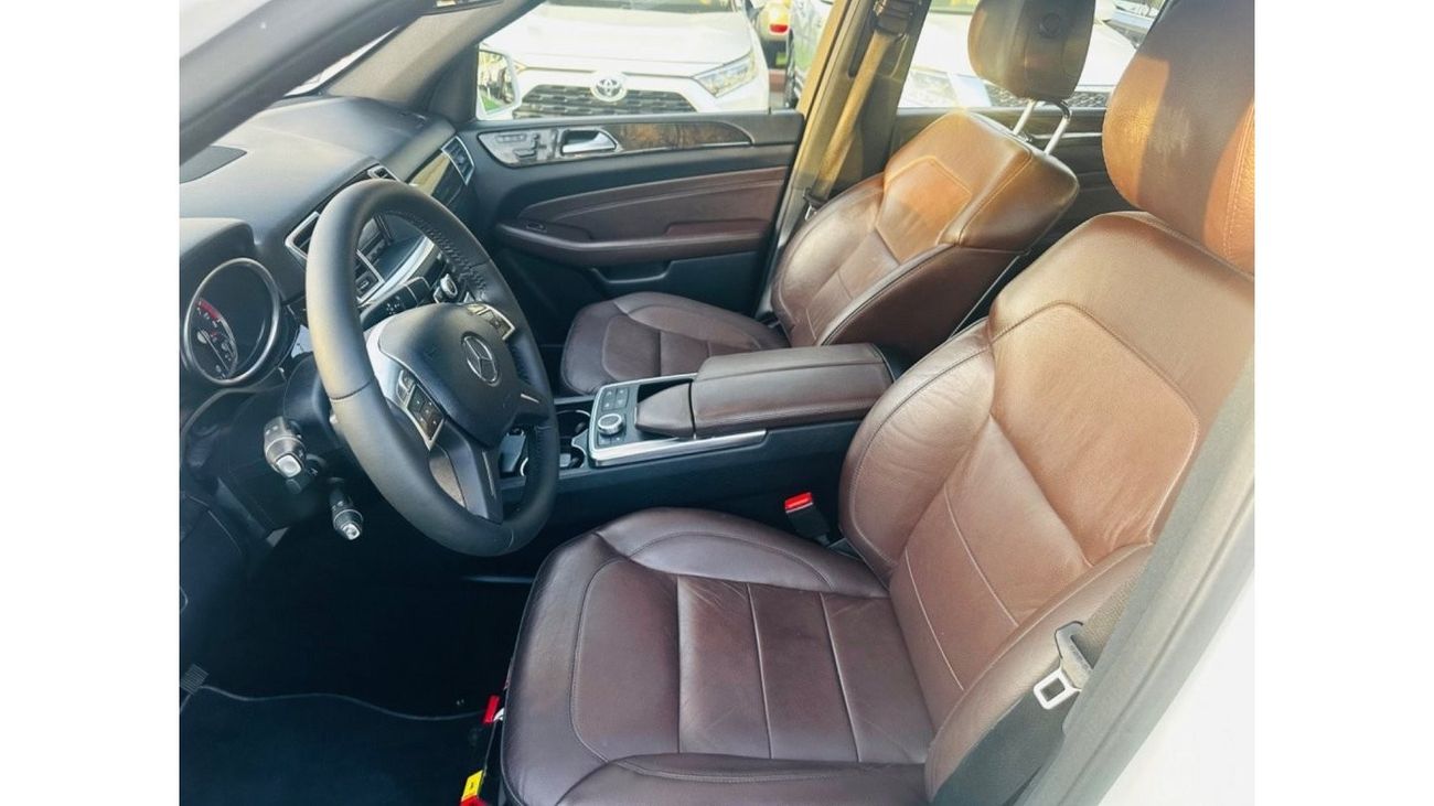 Mercedes-Benz ML 350 AMG MODEL 2013 GCC CAR PERFECT CONDITION INSIDE AND OUTSIDE FULL OPTION PANORAMIC ROOF