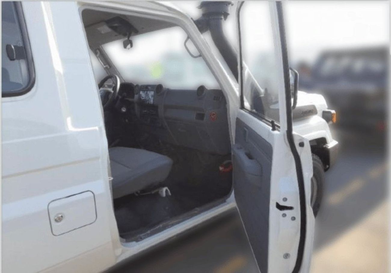 Toyota Land Cruiser 70 3 Doors	| 4.2 L | V6 | Manual | Diesel