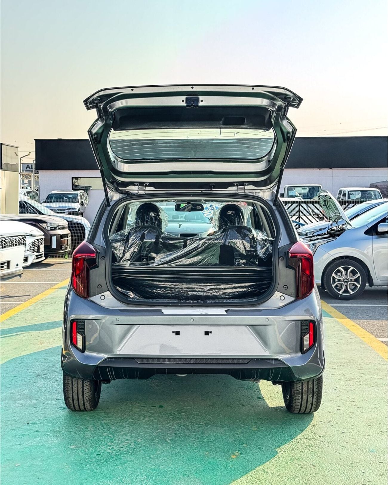 Kia Picanto KIA PICANTO GCC 1.2L - 2 AIRBAG ( 2026 MODEL )