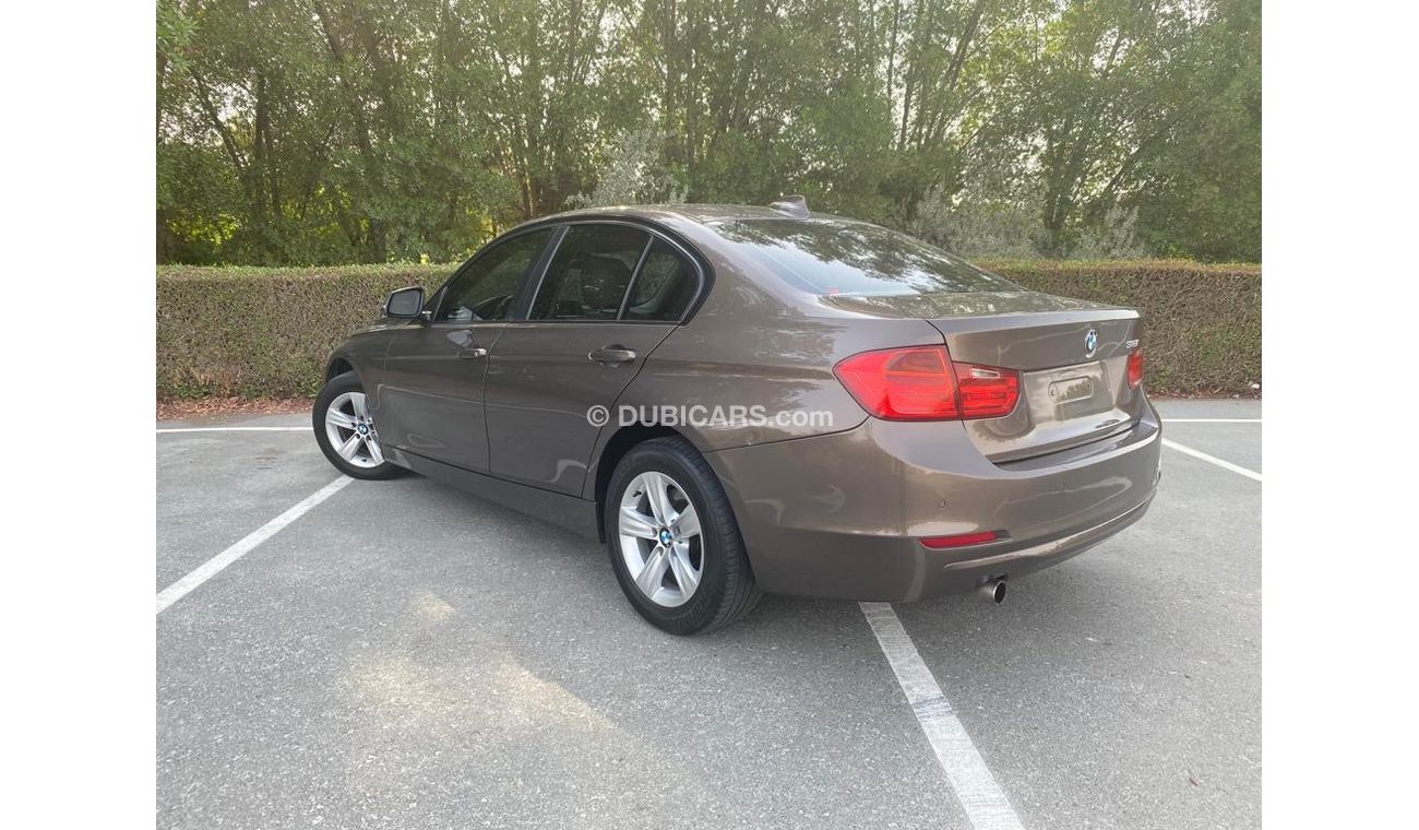 بي أم دبليو 316i اكسكلوسيف