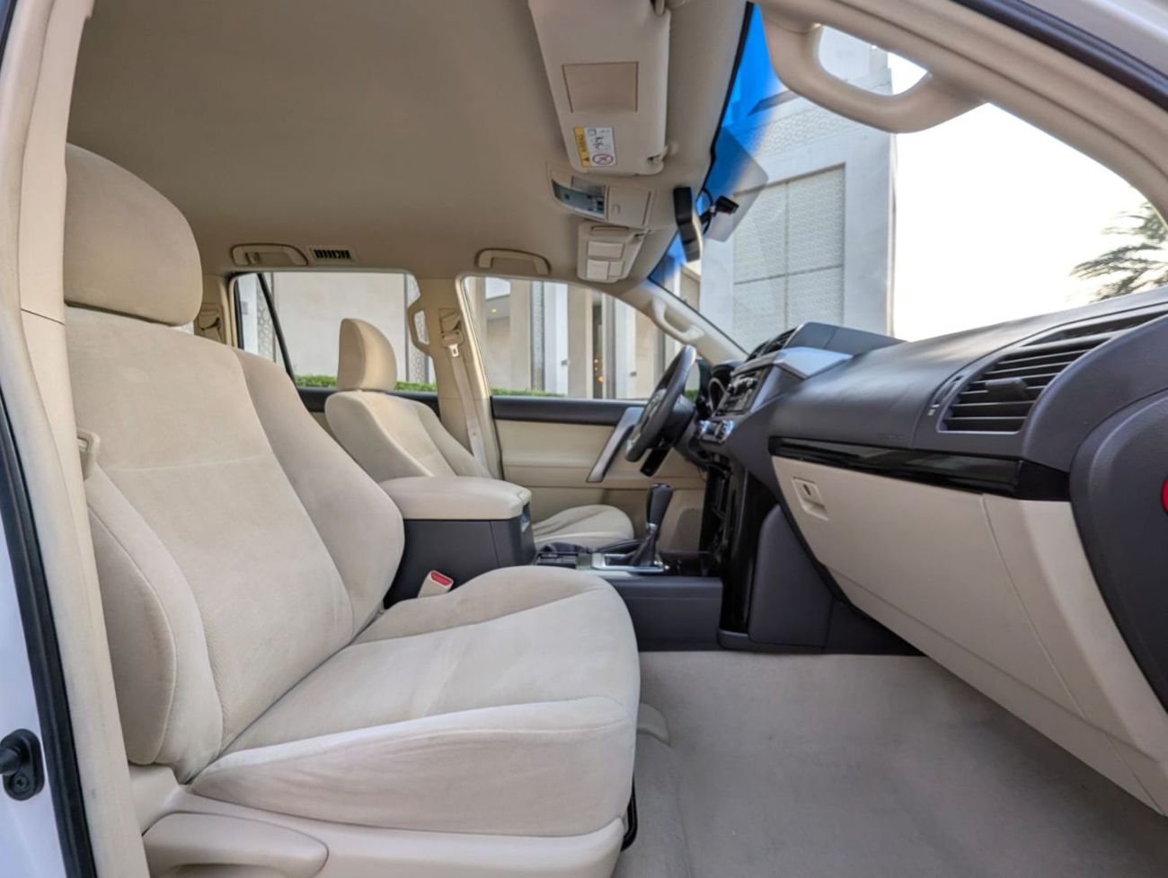 تويوتا برادو Toyota Prado LHD 2016 white colour