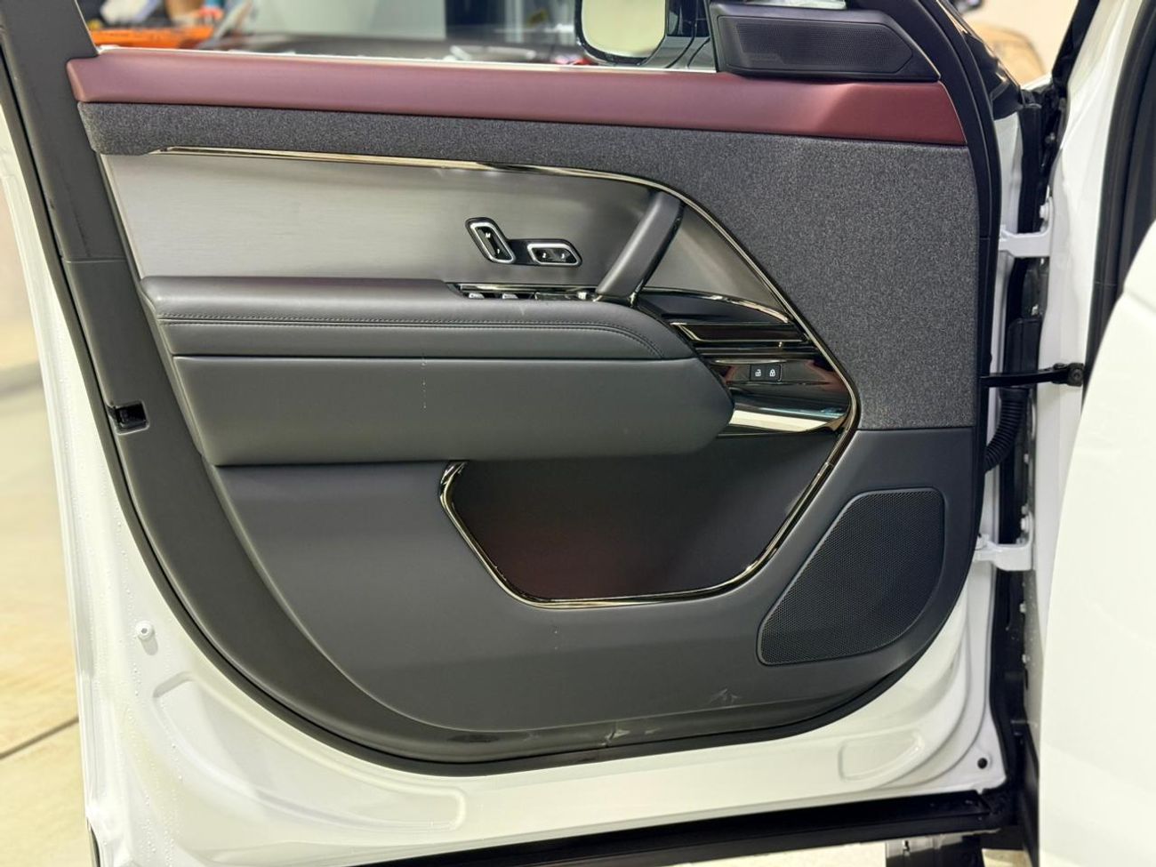 Land Rover Range Rover Sport P400 DYNAMIC SE