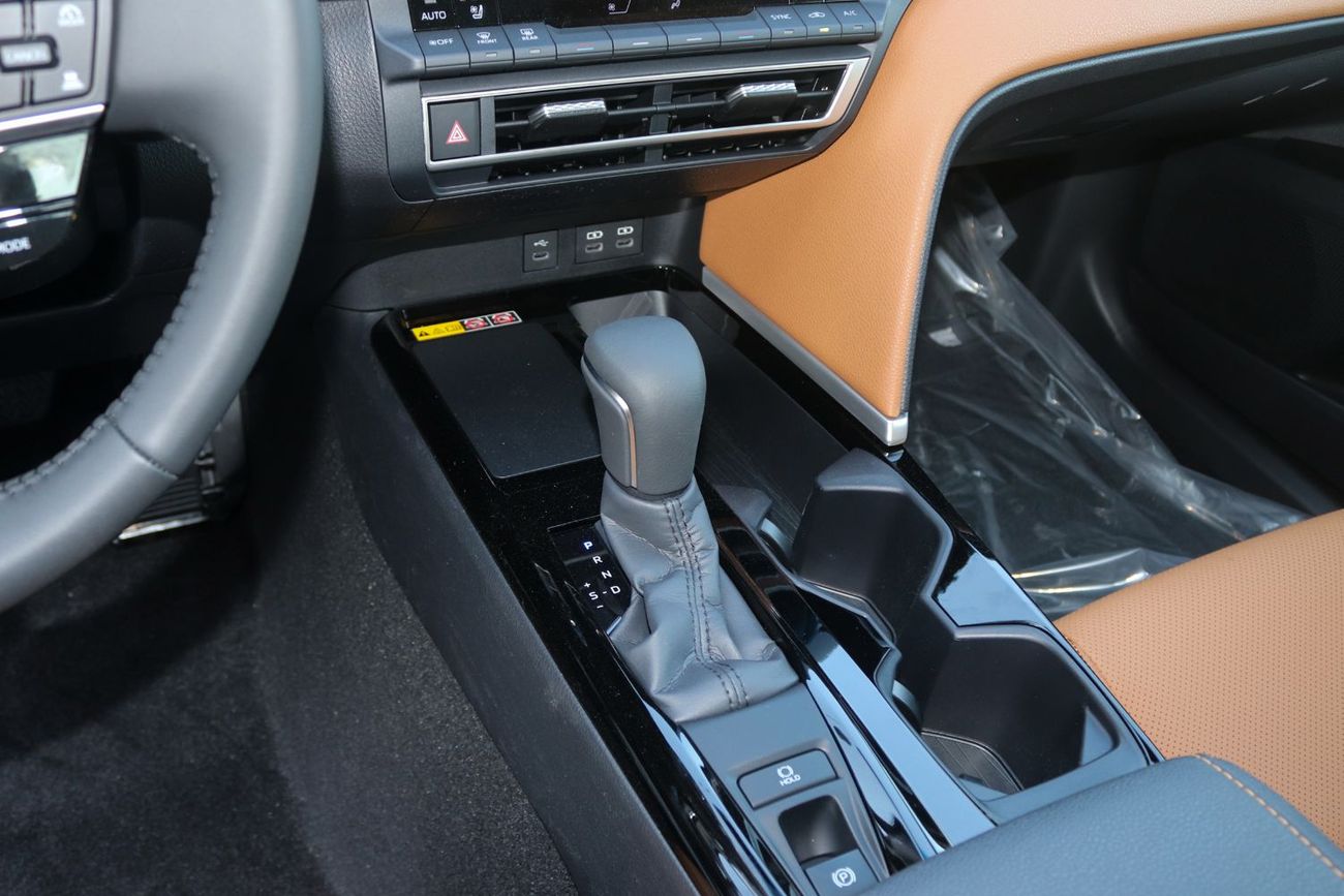 تويوتا كامري 2026 Model Toyota Camry GLE, 2.5L Petrol 2WD A/T