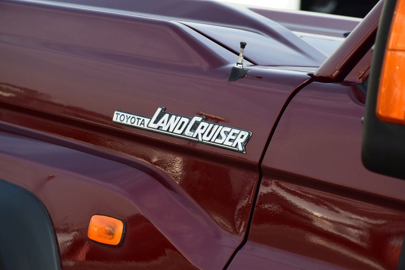 Toyota Land Cruiser Pick Up 4.5L Diesel V8 Right Hand Drive (Export Only)