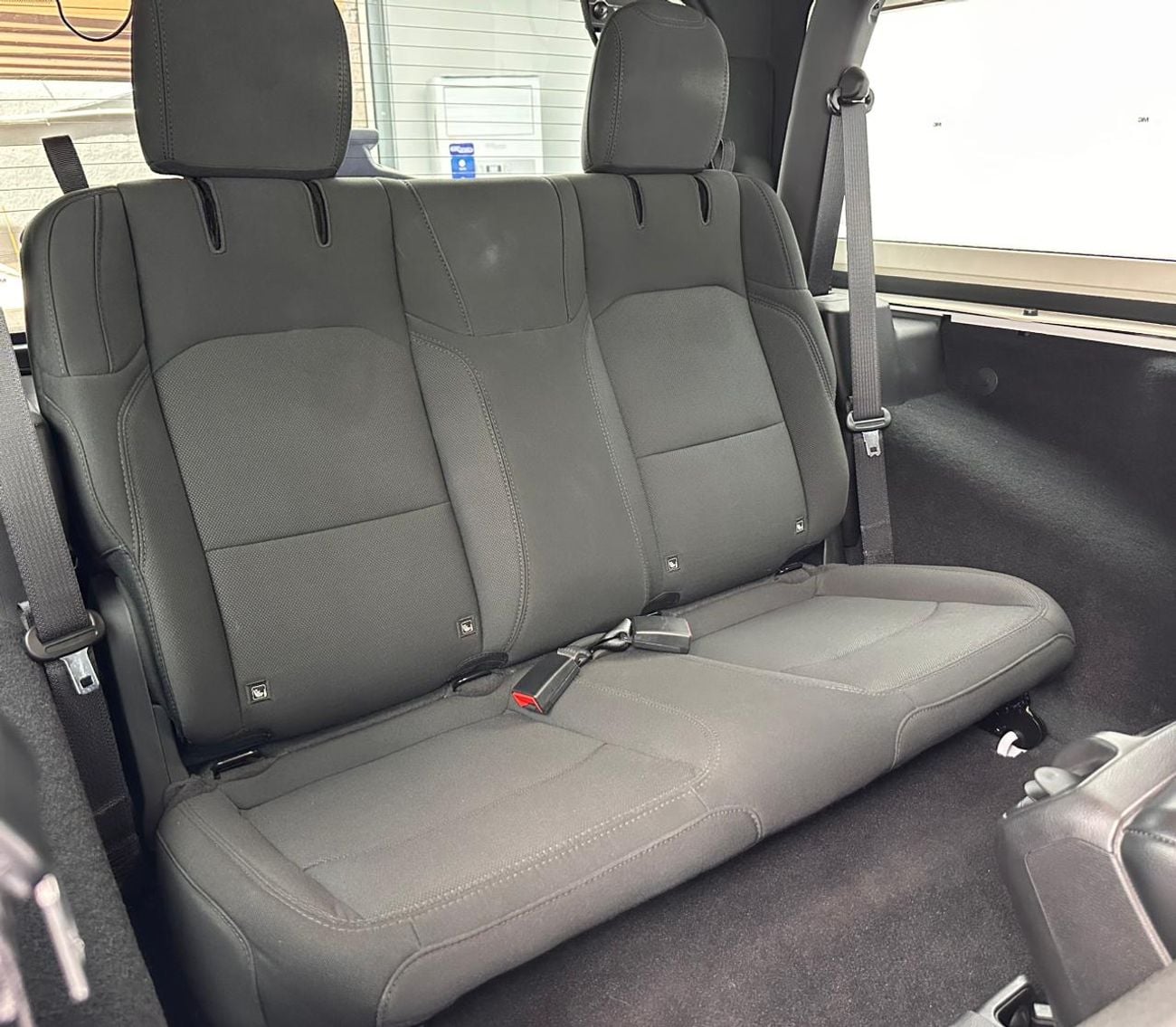 Jeep Wrangler Sport 3.6L A/T (5 Seater) 2023 Jeep Wrangler Sport, 1 Year Warranty Unlimited Km, Jeep Full Service