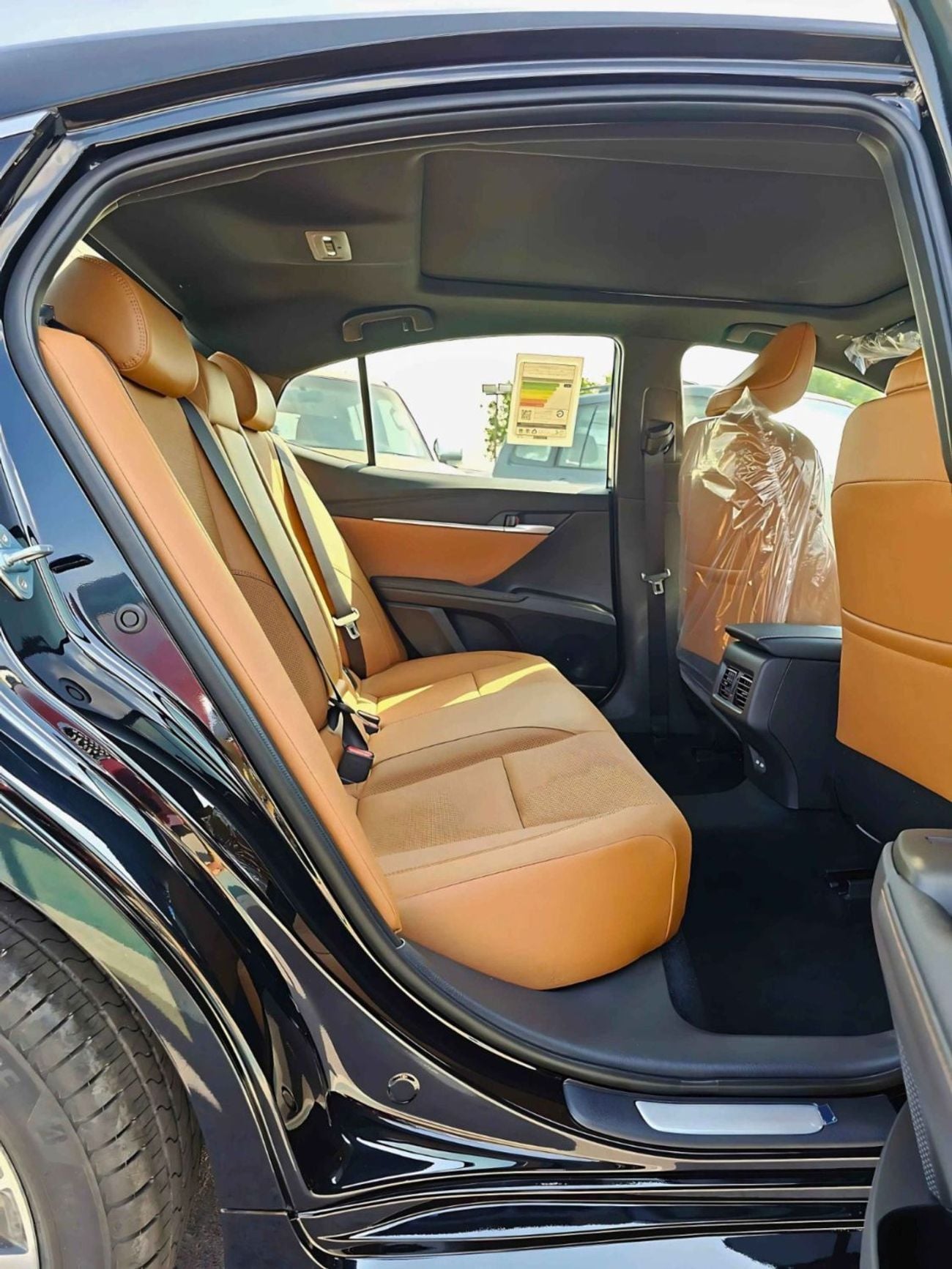 تويوتا كامري GLE TOYOTA CAMRY GLE || RADAR | LEATHER + ELECTRIC SEAT | DUAL AC | 1 CAM PANORAIC ROOF | PETROL AT 2.5L