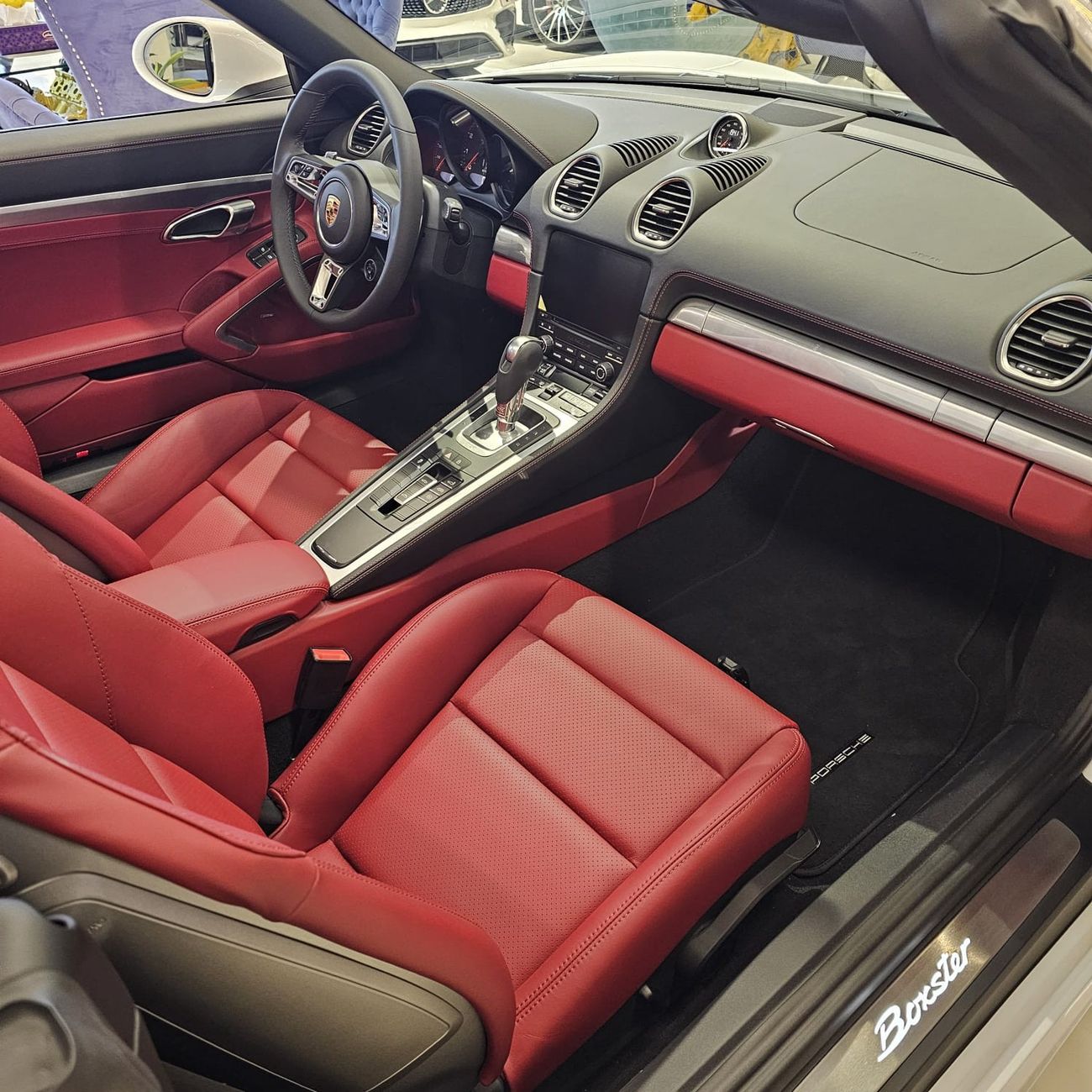 Porsche 718 Boxster BOXTER 2024 GCC /DEALER WARRANTY