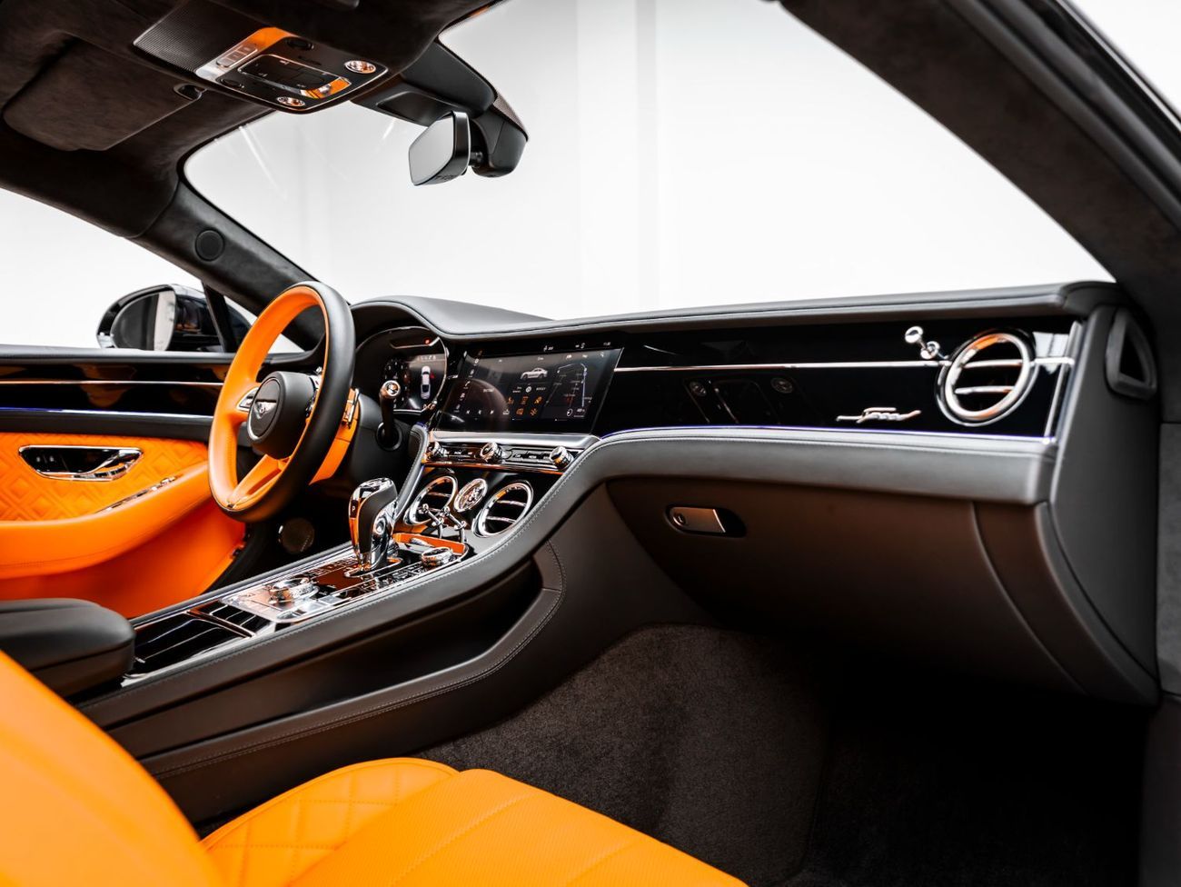 بنتلي كونتيننتال جي تي 6.0L W12 (626 HP)