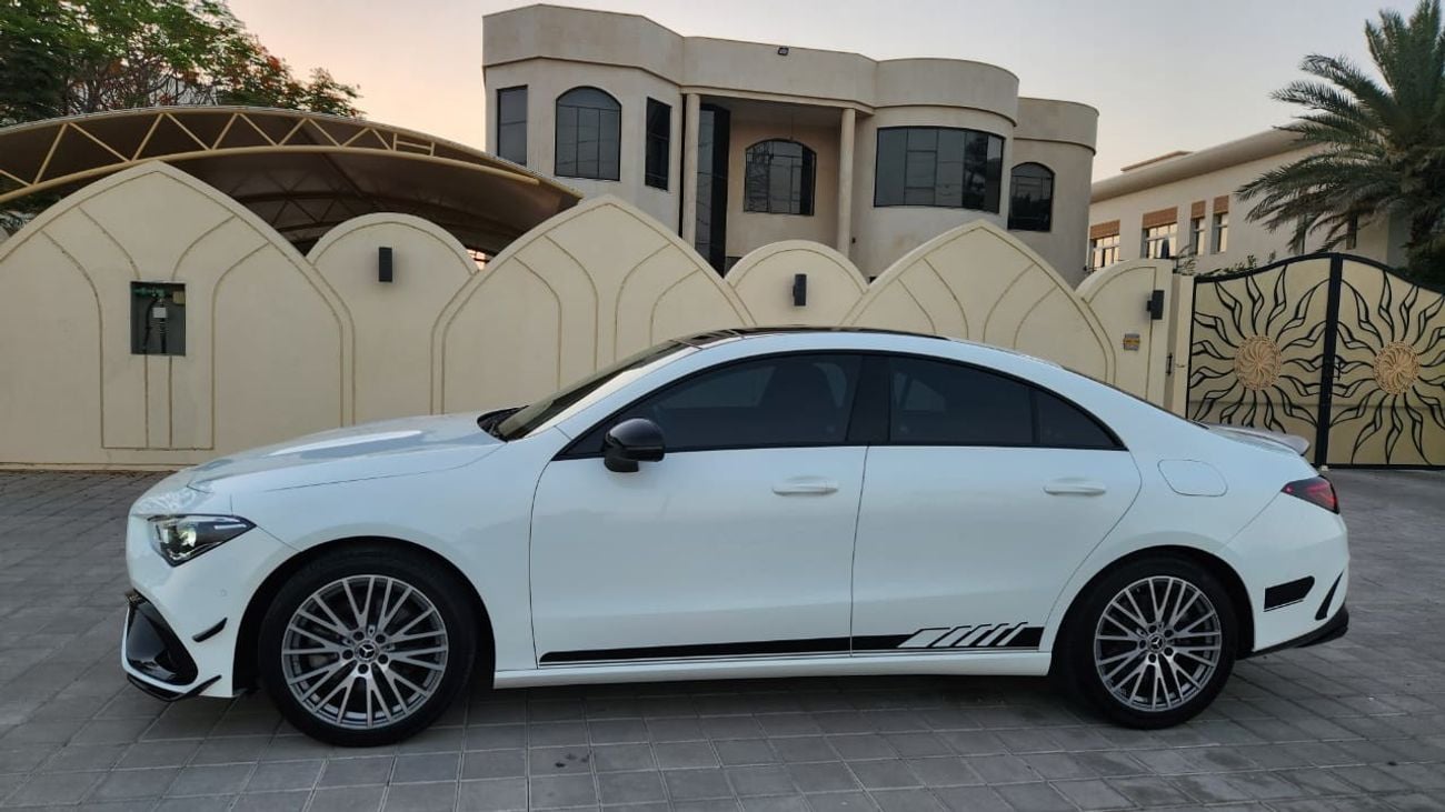 Mercedes Benz CLA250 Premium +