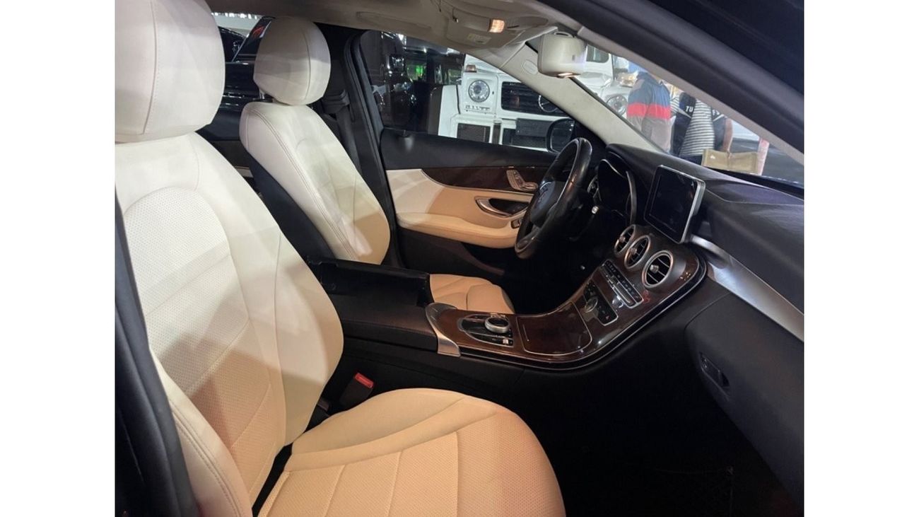 Mercedes-Benz C 300 Std