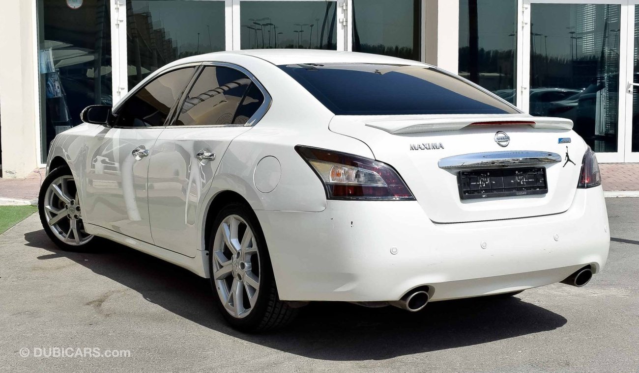 نيسان ماكسيما Nissan Maxima Full Option 2015 GCC Specs