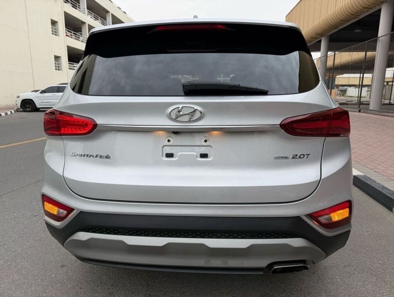 Hyundai Santa Fe HYUNDAI SANTA FE FULL OPTION/ PANORAMA/ 2.0 TURBO/ UAE PASS