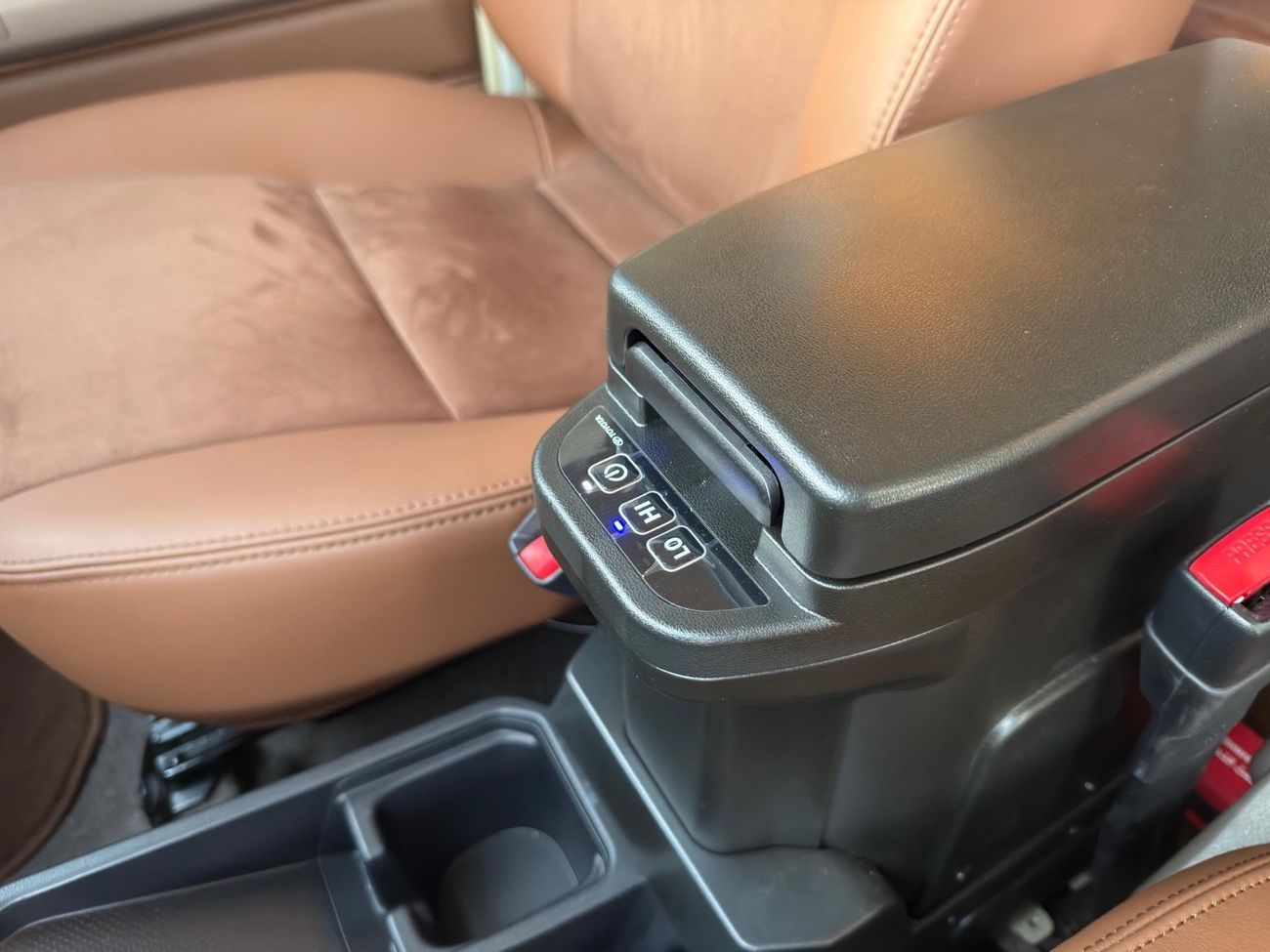 Toyota Land Cruiser LX V6