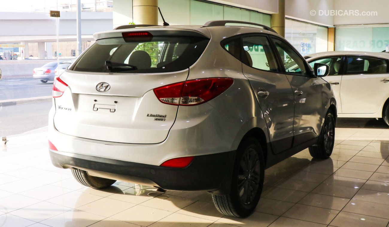 Hyundai Tucson Limited 4WD