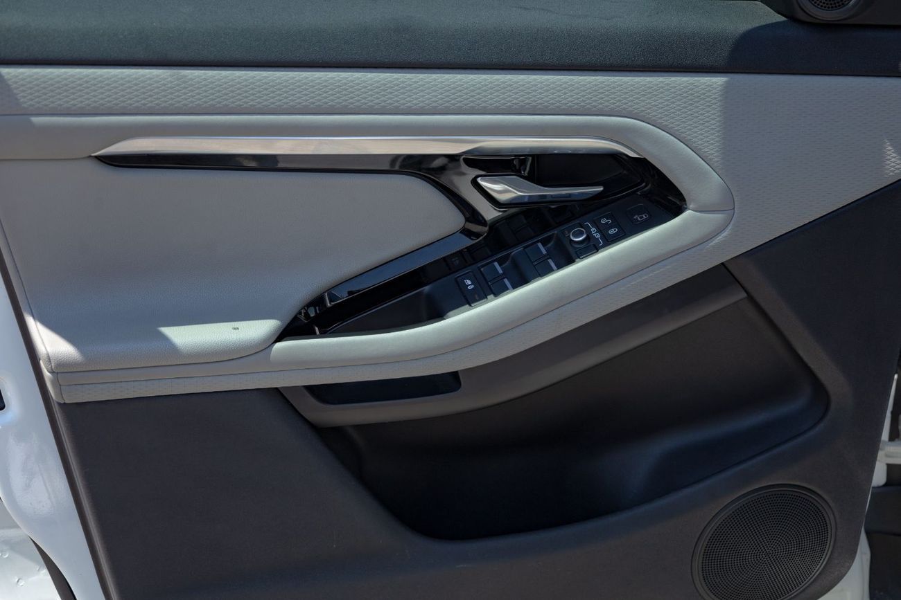 لاند روفر رانج روفر إيفوك P200 S 2.0L