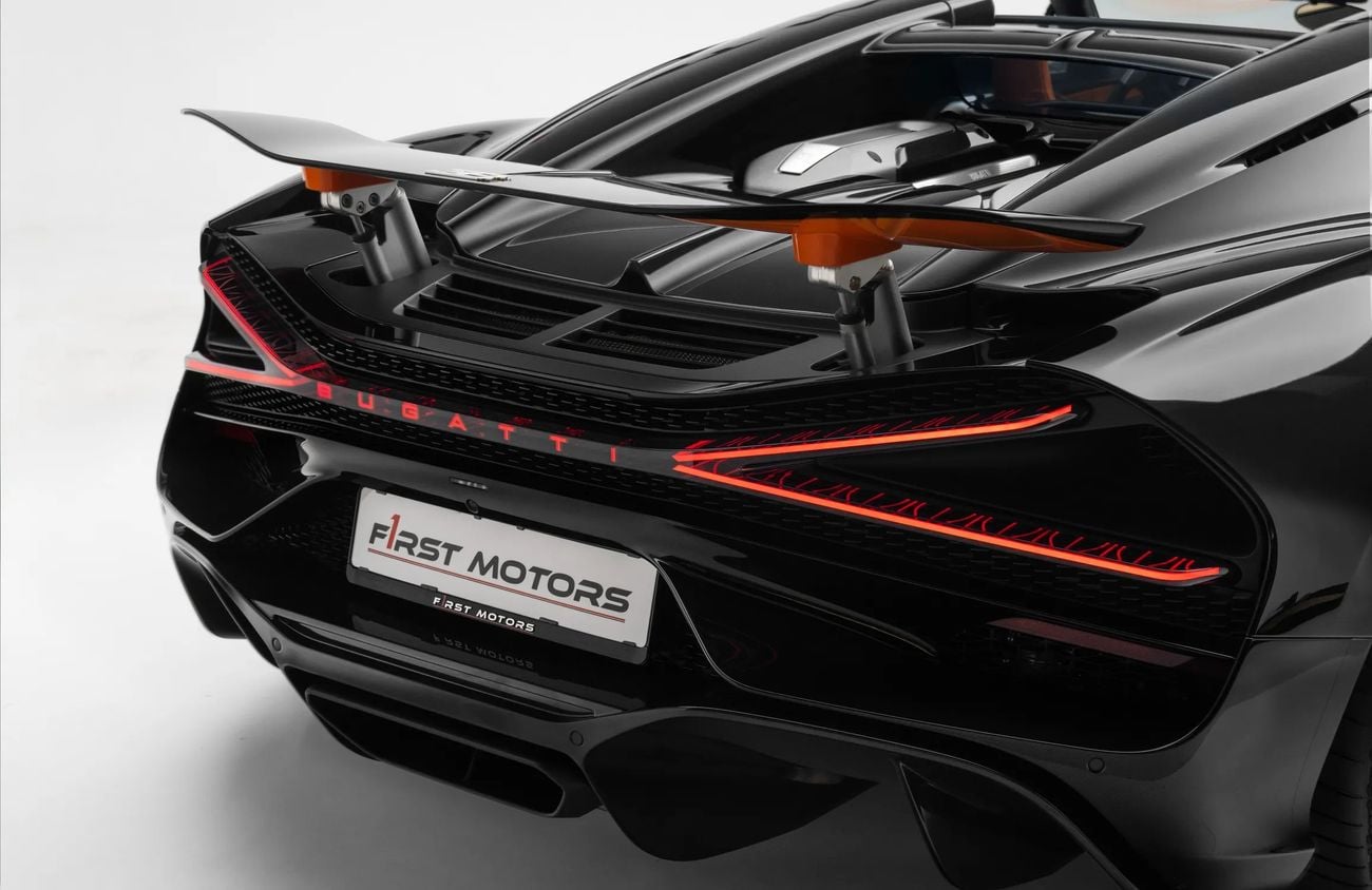 بوغاتي Mistral 8.0L W16 Quad-Turbocharged Engine