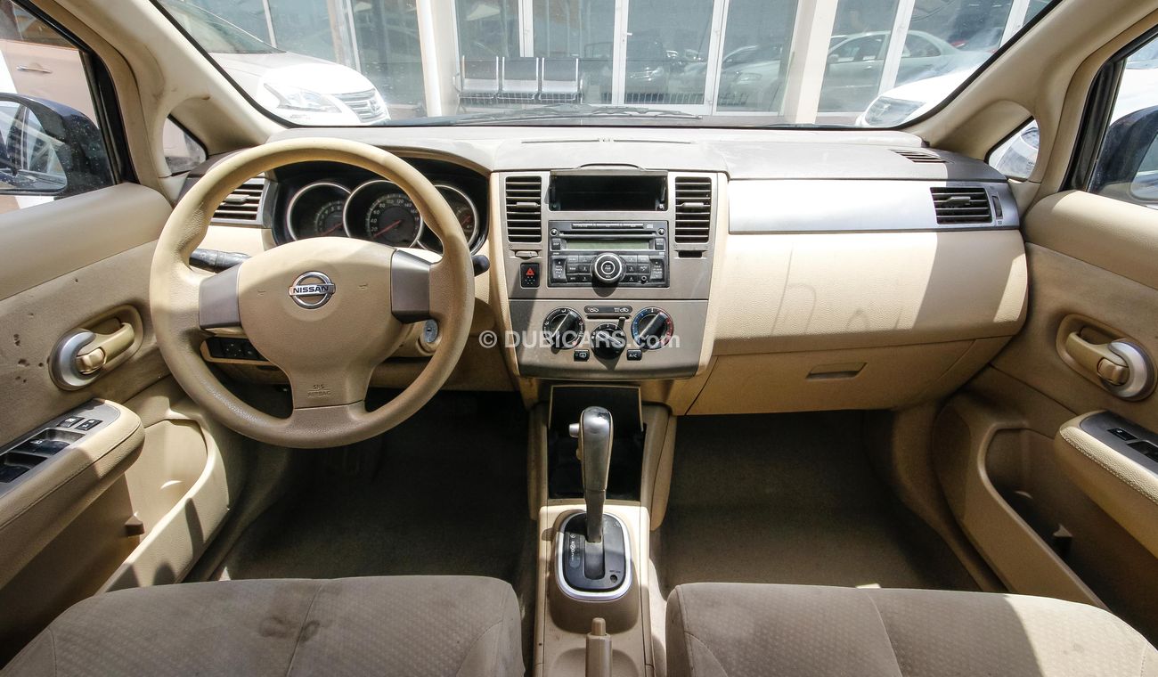 Nissan Tiida