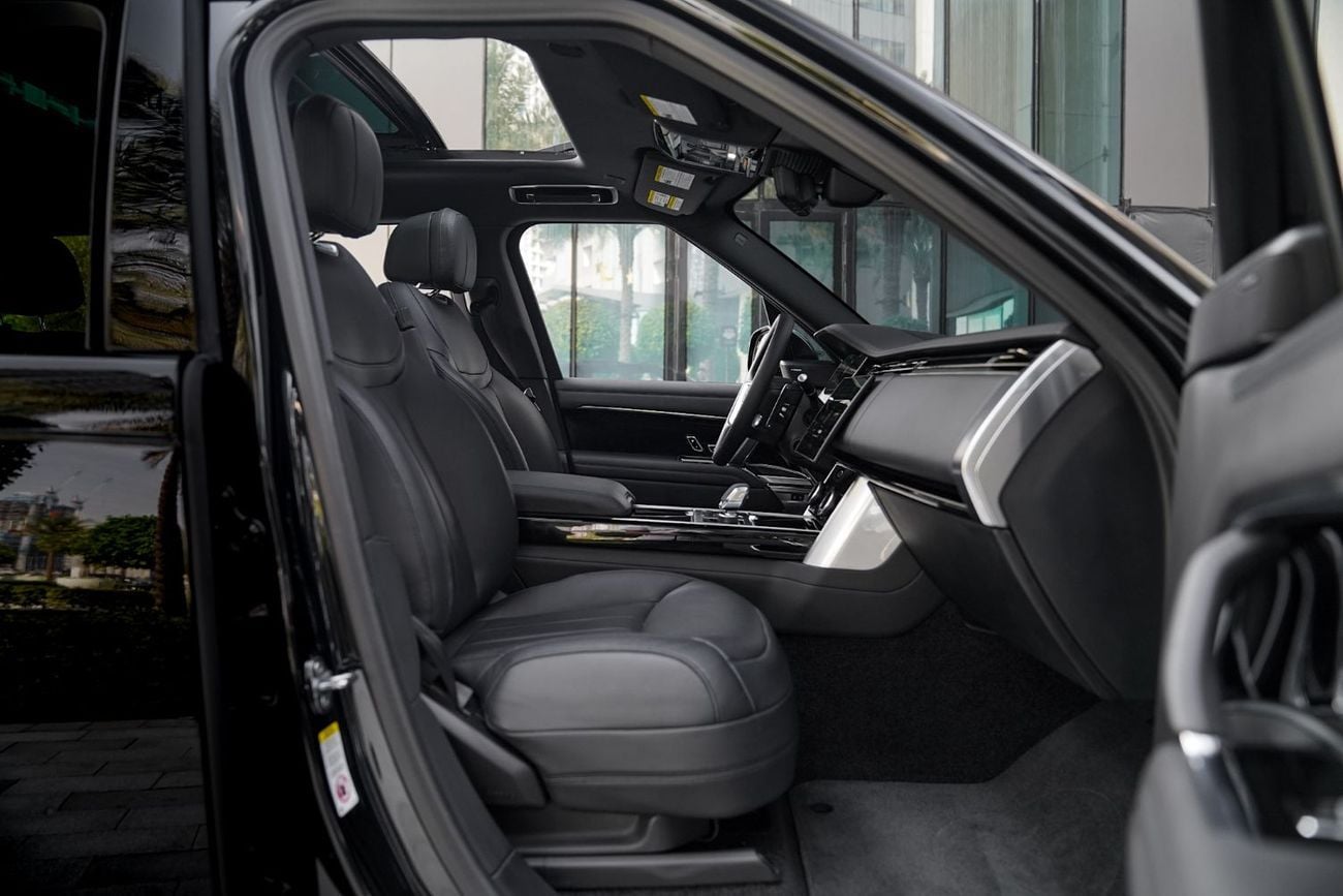 Land Rover Range Rover HSE Clean title 2Keys Original paint with heads-up display Completely Service and ready to go