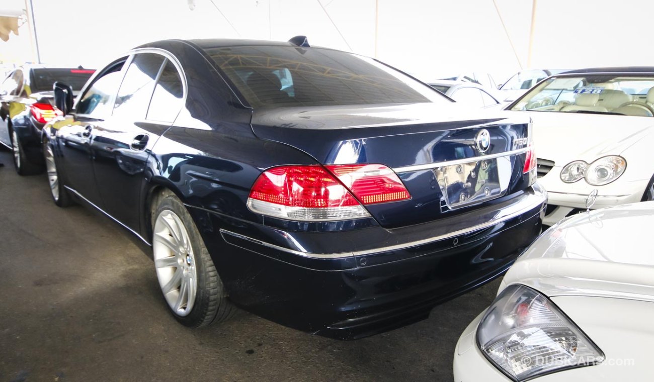 BMW 750Li i