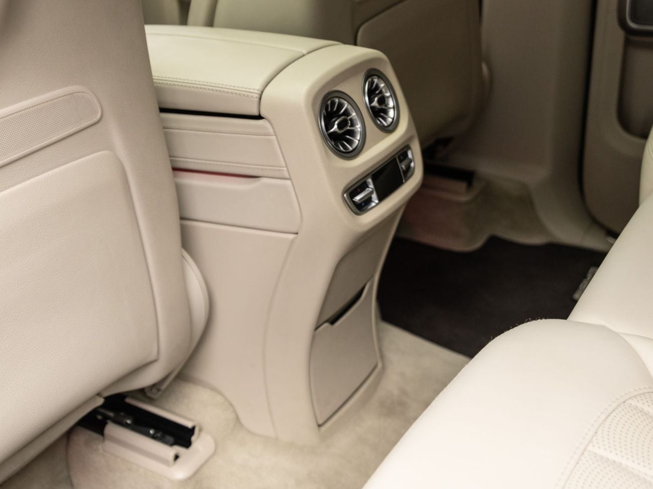 مرسيدس بنز G 63 AMG STD STD