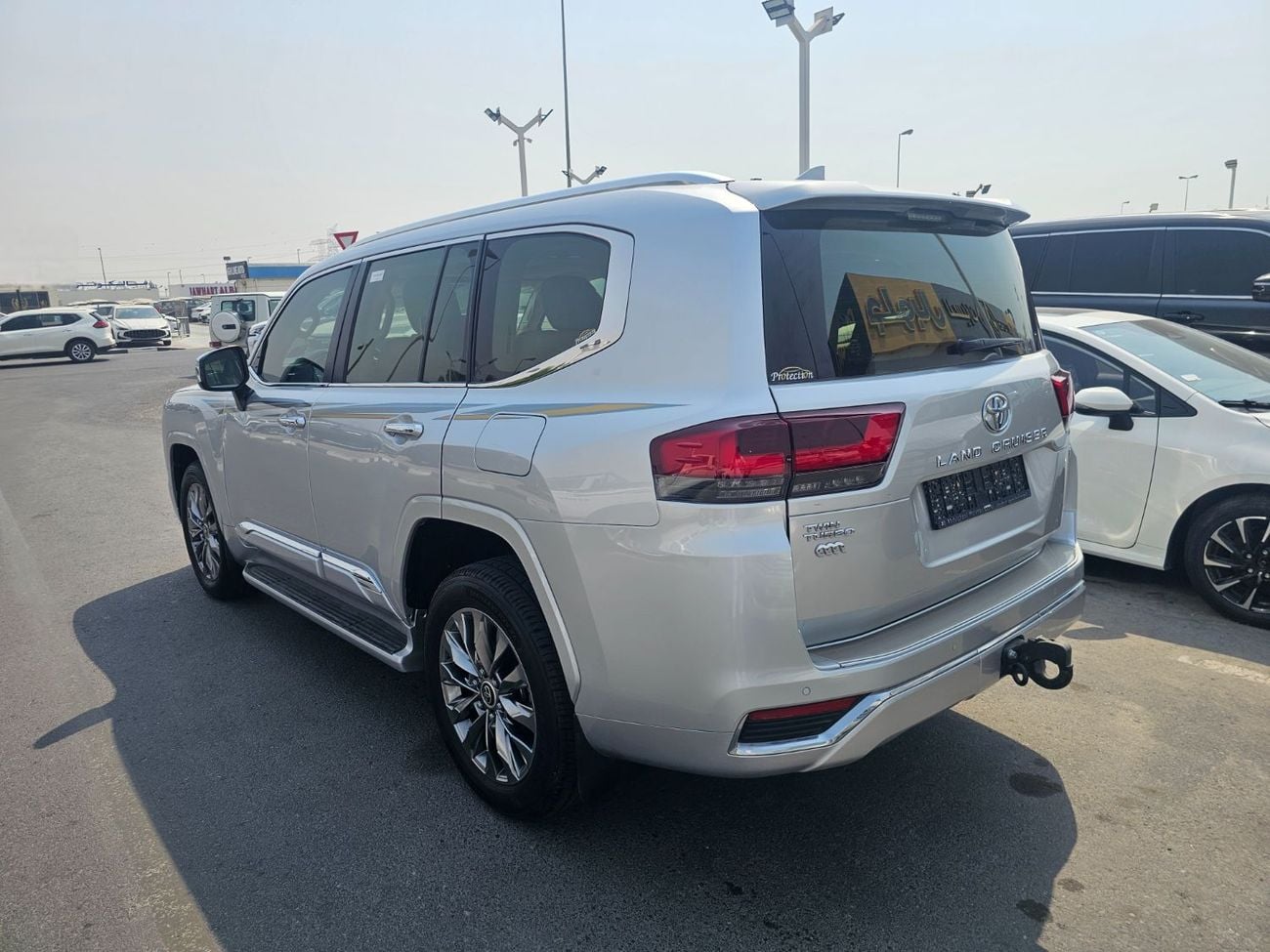 Toyota Land Cruiser VX LHD 3.5L Twin-Turbo V6 Petrol Engine Automatic transmission 4WD 7 Seats 5 Doors