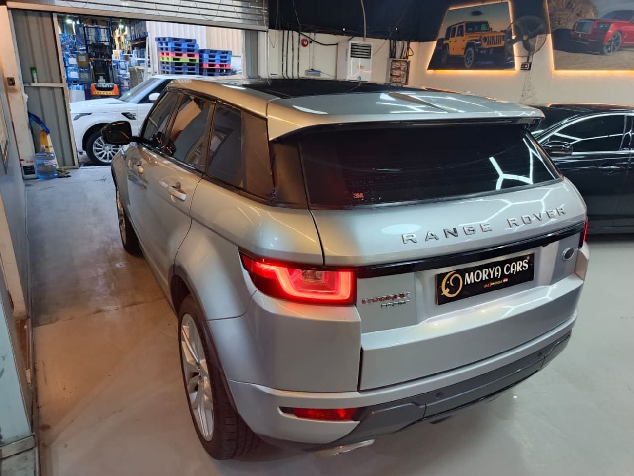 لاند روفر رانج روفر إيفوك HSE DYNAMIC