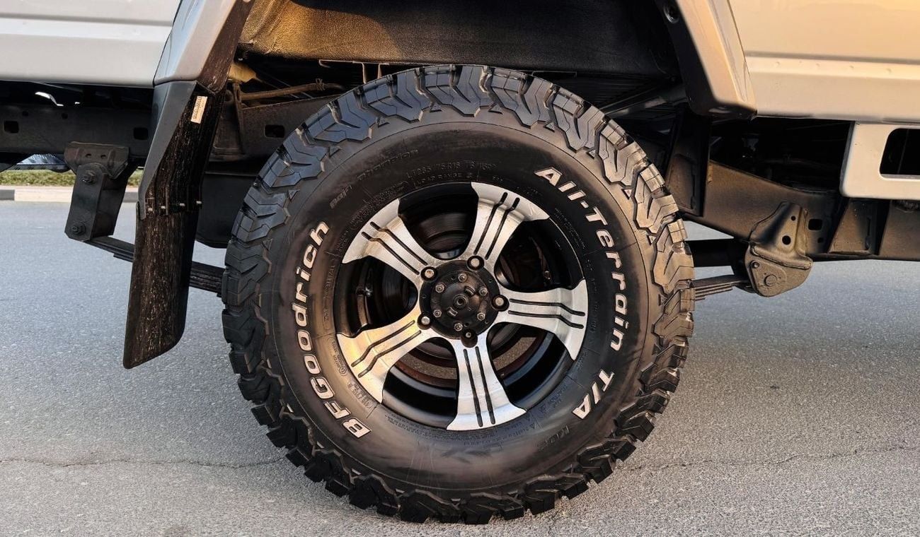 Toyota Land Cruiser Pick Up PREMIUM BULL BAR INSTALLED | RHD | 2010 | SINGLE CABIN | MANUAL TRANSMISSION | AIR SNORKEL | 4.5L DI