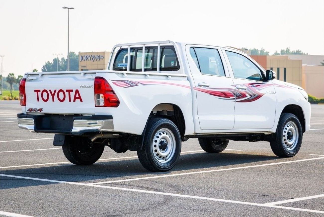 تويوتا هيلوكس DLX 2023 Double Cabin Pick Up 2.4L Diesel - M/T - GCC - Like New Condition - Book Now