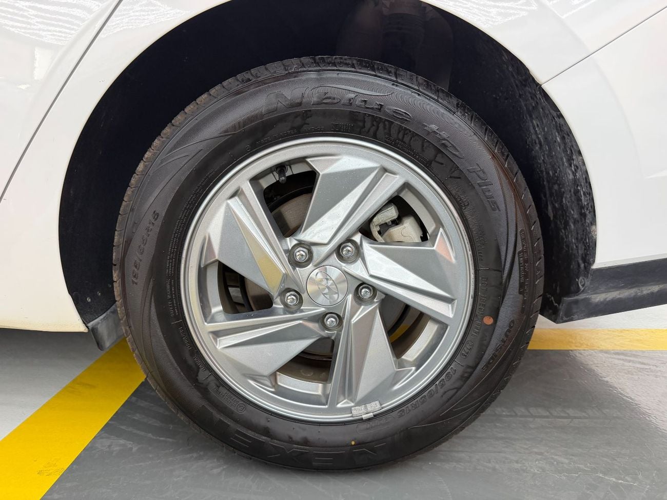 Hyundai Elantra Smart 1.6L