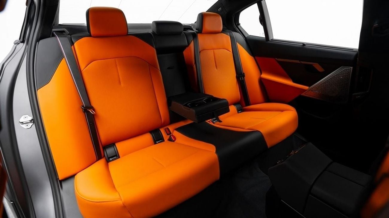 بي أم دبليو M5 - 2026 - GCC - Under Warranty and Service Contract