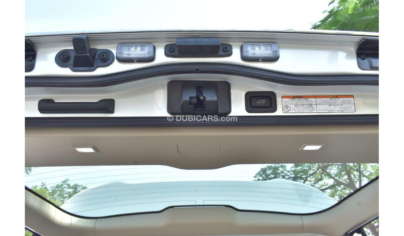 Toyota Land Cruiser 200 GXR V6 4.0L PETROL GT