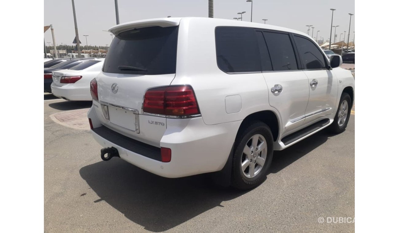 Lexus LX570