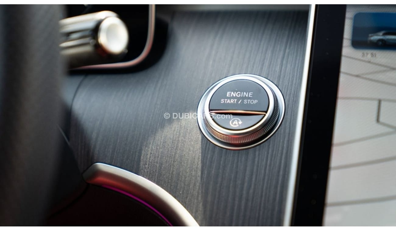 Mercedes-Benz C 200 Mercedes C200 AMG Panoramic  2023 GCC 3,000 KM 259,000 AED 5 Years Warranty