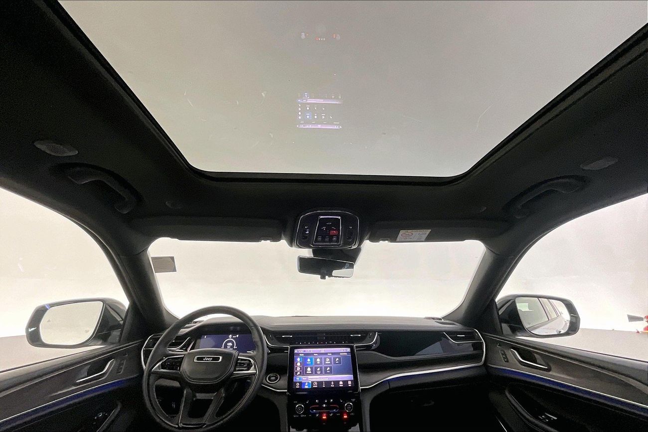 جيب جراند شيروكي Overland | شامل الضمان | 0 ﺪﻔﻋﺓ ﺃﻮﻟﻯ