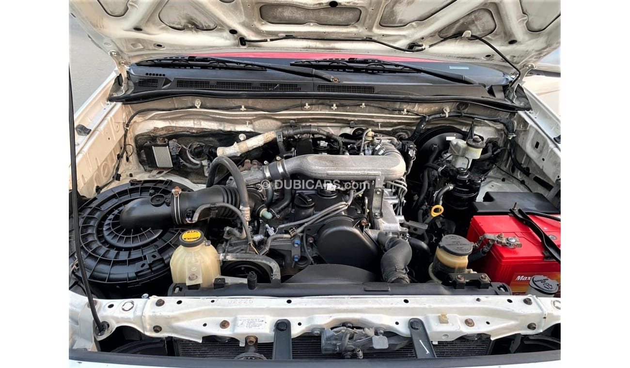 Toyota Hilux TOYOTA HILUX 4X4 DIESEL DOUBLE CABIN 2007 GULF SPACE