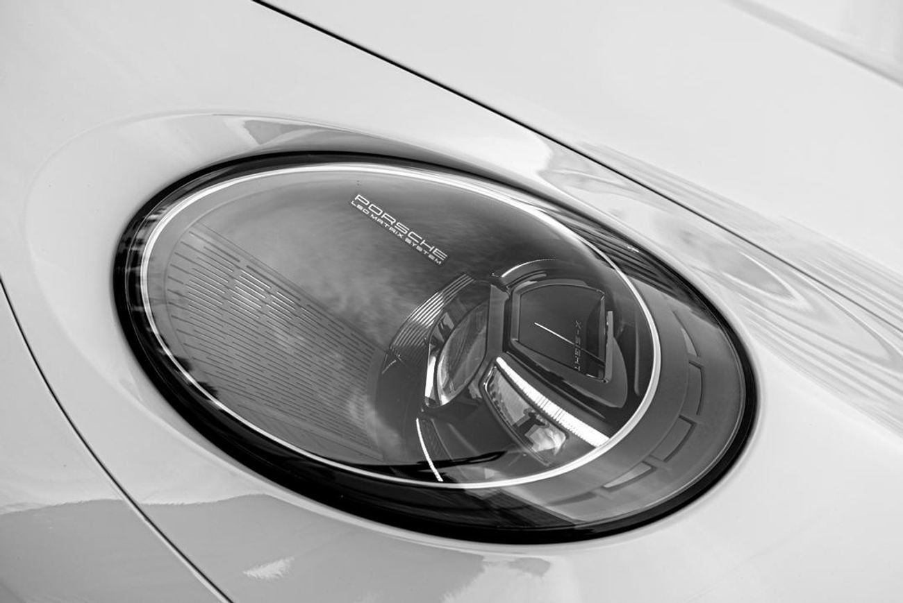 Porsche 911 Carrera 3.0L (380 HP) Convertible