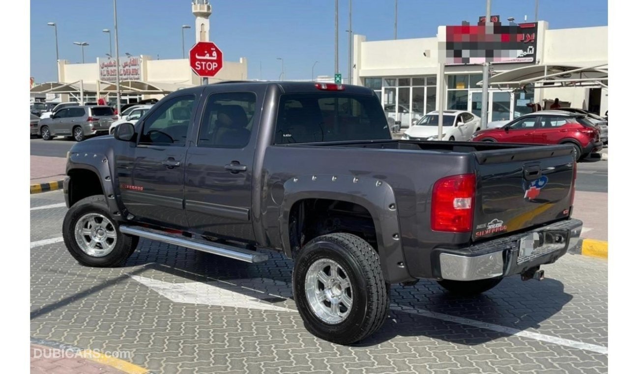 Chevrolet Silverado Chevrolet Silverado 2010 model with Super