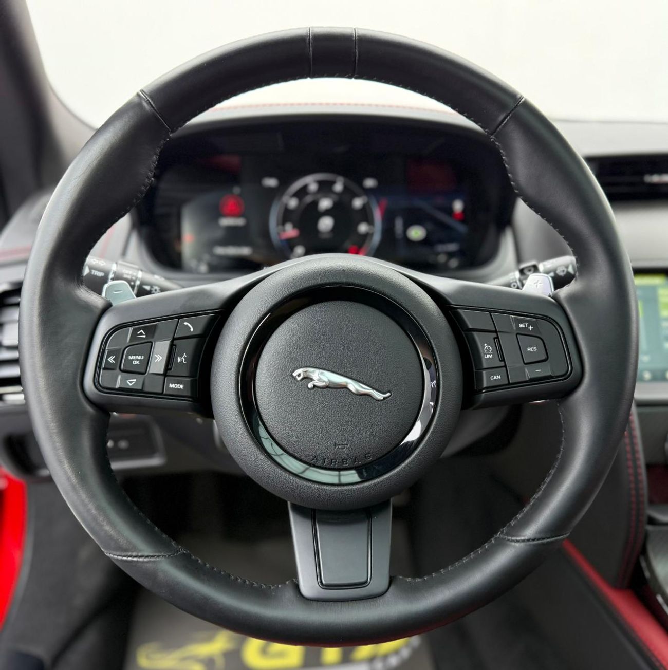 Jaguar F Type R-Dynamic 3.0L (380 HP) Coupe 2021 Jaguar F-Type P380 R-Dynamic, 2026 Jaguar Warranty + Service Pack