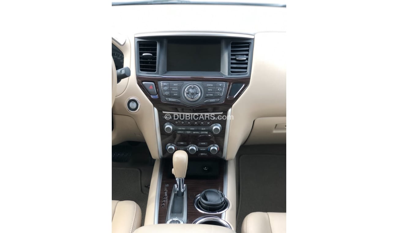 نيسان باثفايندر SV نيسان باثفندر موديل 2013 خليجي حاله ممتازه من الداخل والخارج كراسي جلد وبانوراما ومثبت سرعه مالك 